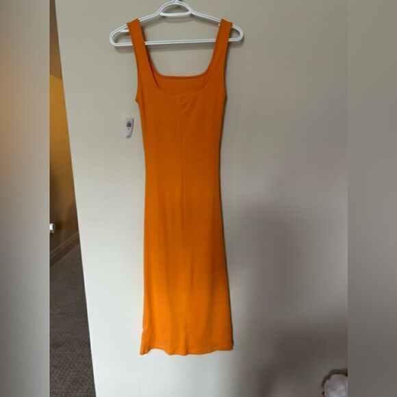 NWT Old Navy Maternity Dress - Picture 3 of 7